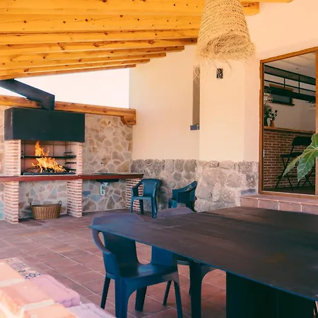 Holiday home Casaruraltorrecaballeros